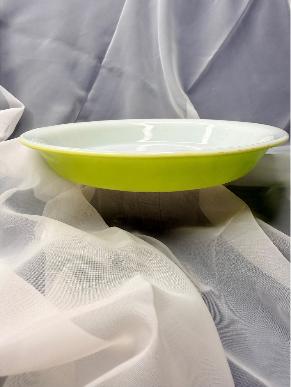 Pyrex Lime Green 9.5” Pie Plate 209 Vintage Milk Glass Pie Dish USA